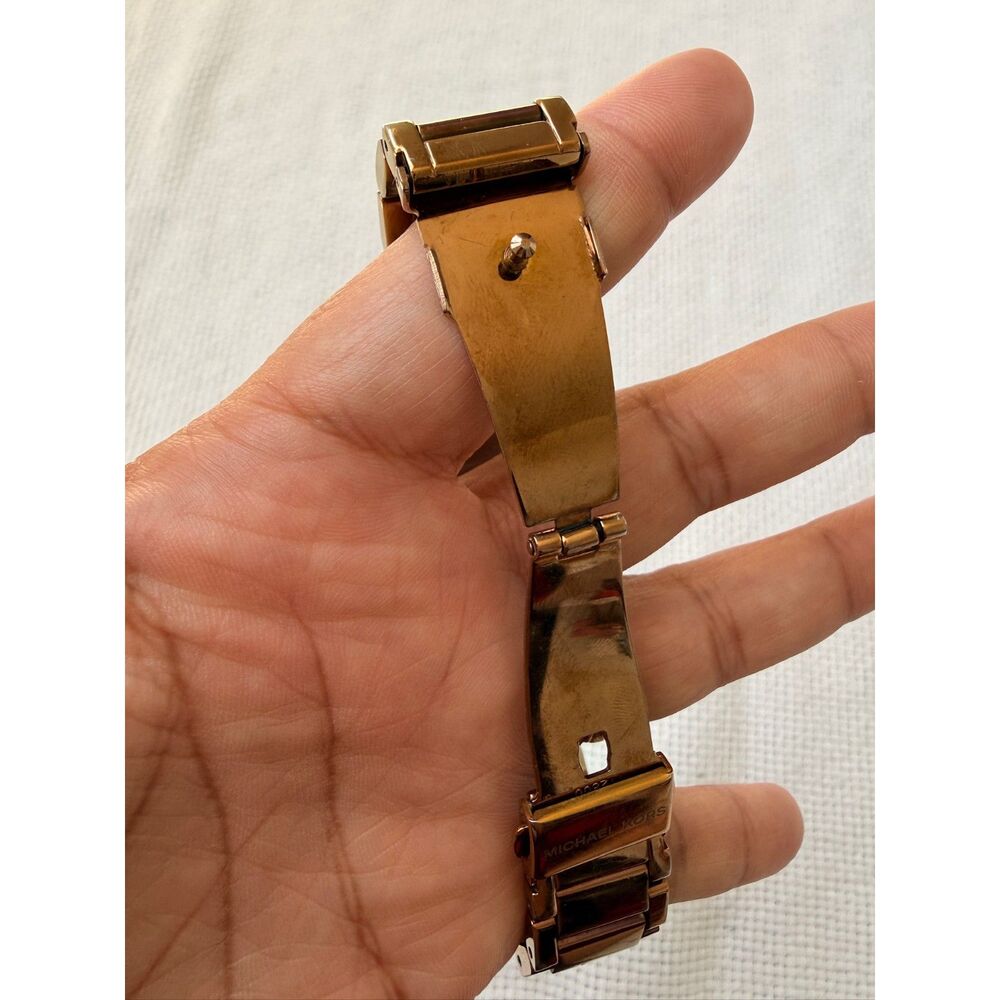 Michael Kors Rose Gold Parker "Logo Glitz" Watch - Picture 6 of 7